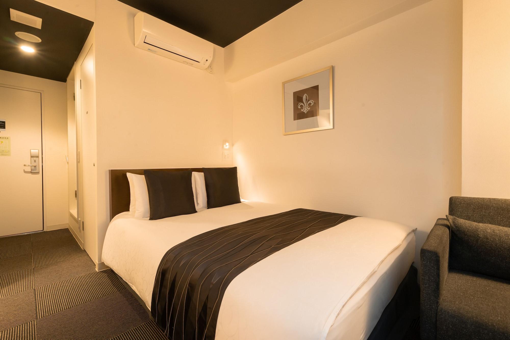 六本木ホテルs 4* 東京都